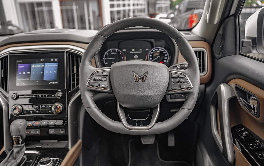2026 Mahindra Scorpio 11