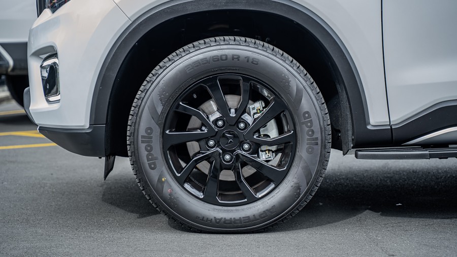 2026 Mahindra Scorpio 6
