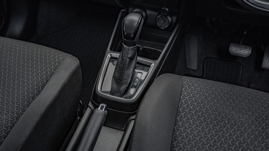 2023 Suzuki Swift 16