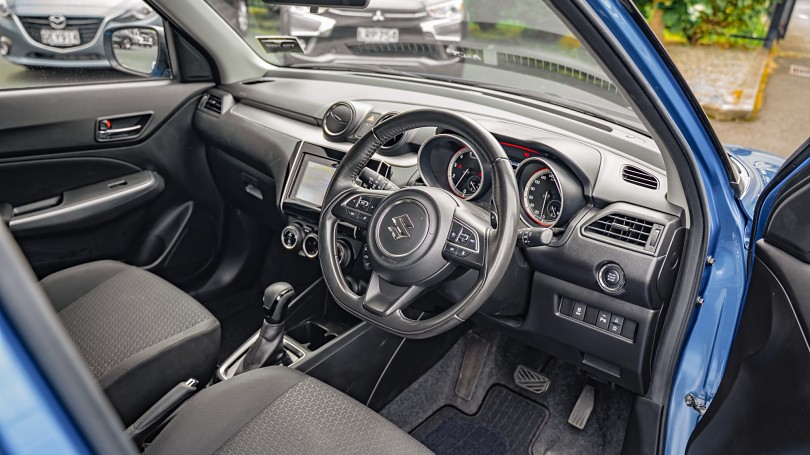 2023 Suzuki Swift 9