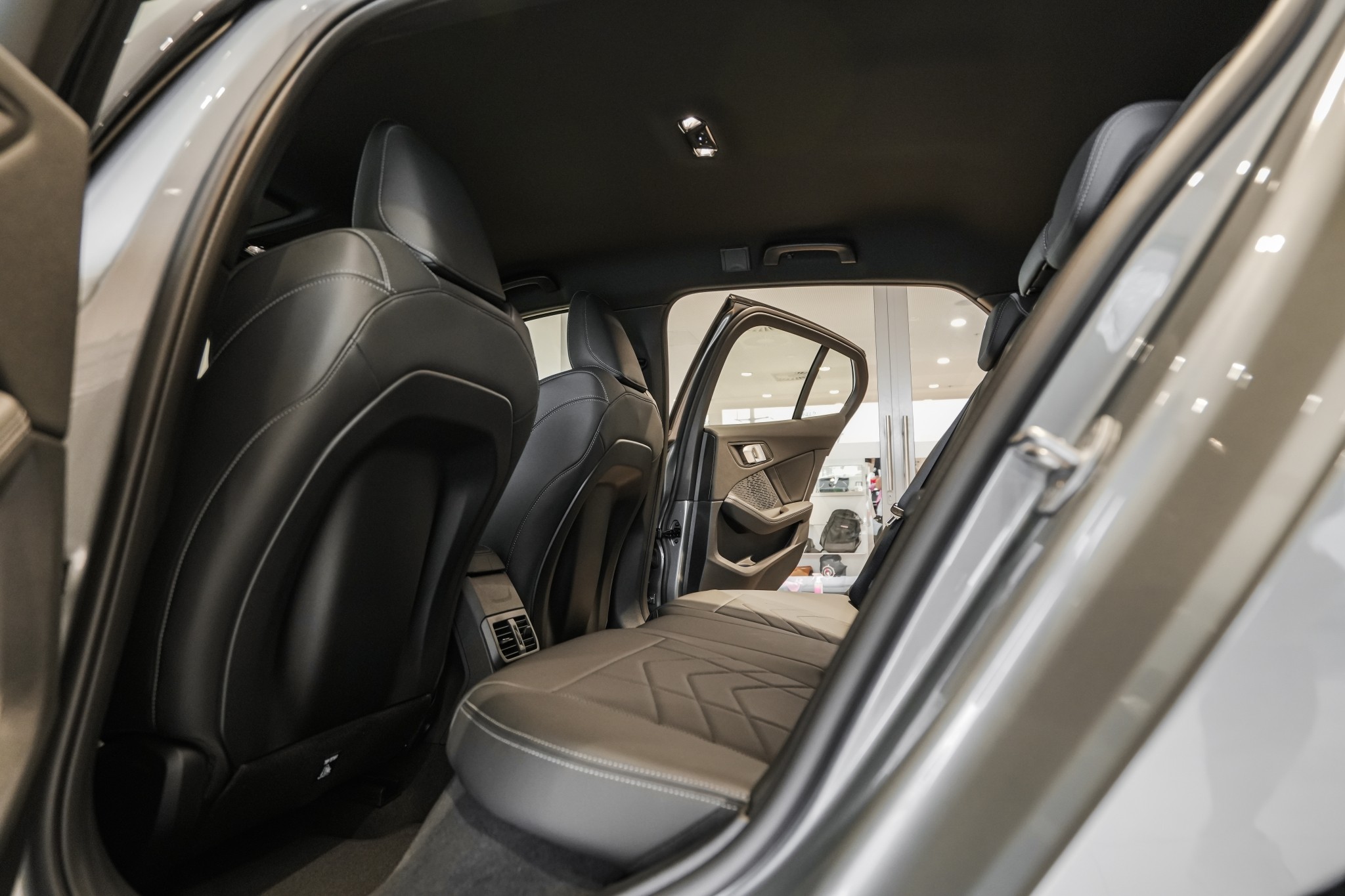 BMW 120i Mild-Hybrid