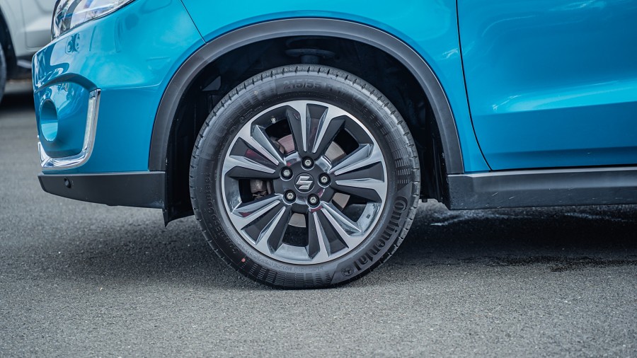 2023 Suzuki Vitara 6