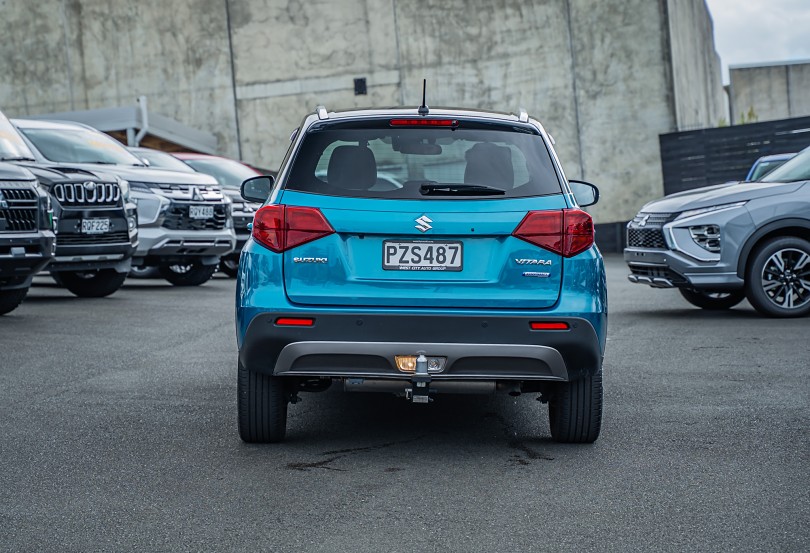 2023 Suzuki Vitara 4