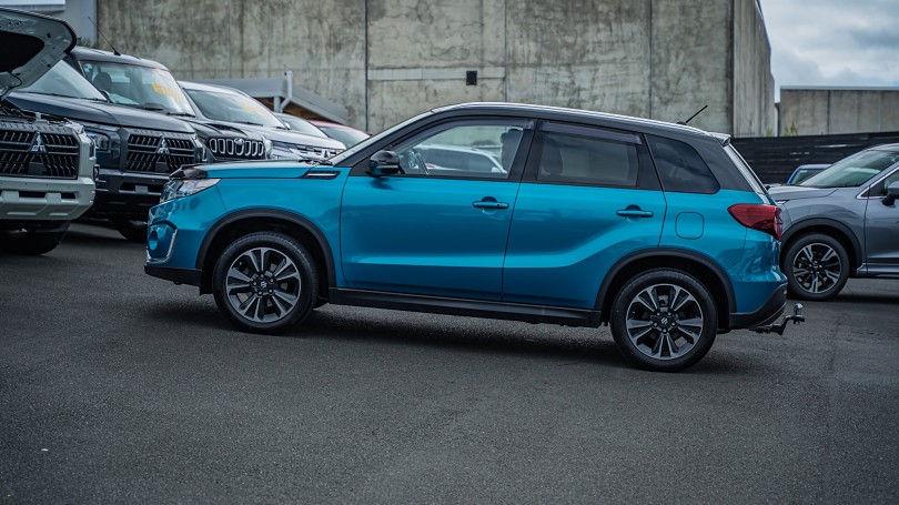 2023 Suzuki Vitara 5