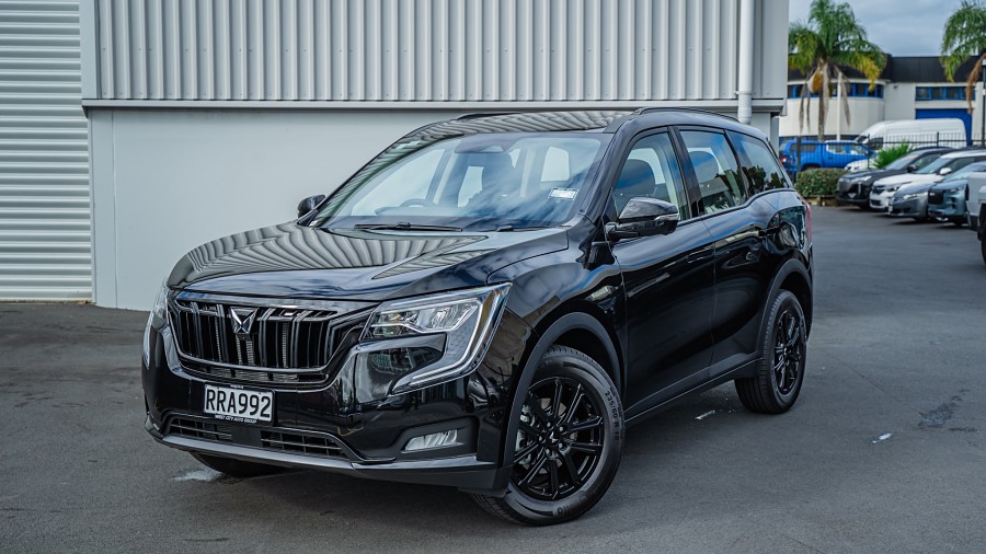 2026 Mahindra XUV700 1