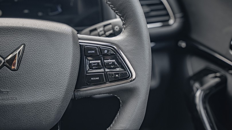 2026 Mahindra XUV700 13