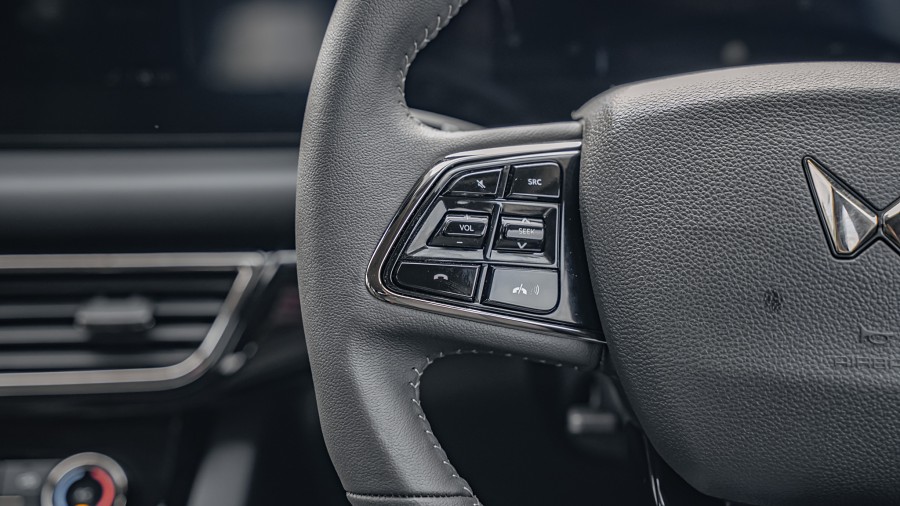2026 Mahindra XUV700 12