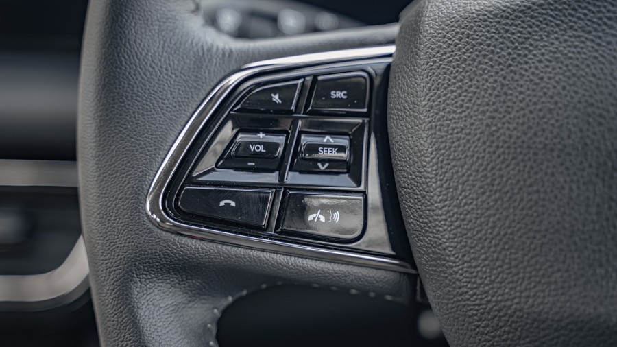 2026 Mahindra XUV700 13