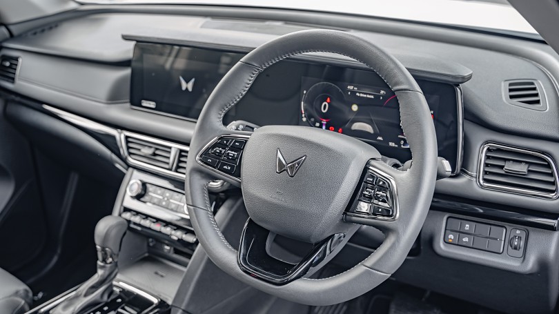 2026 Mahindra XUV700 9
