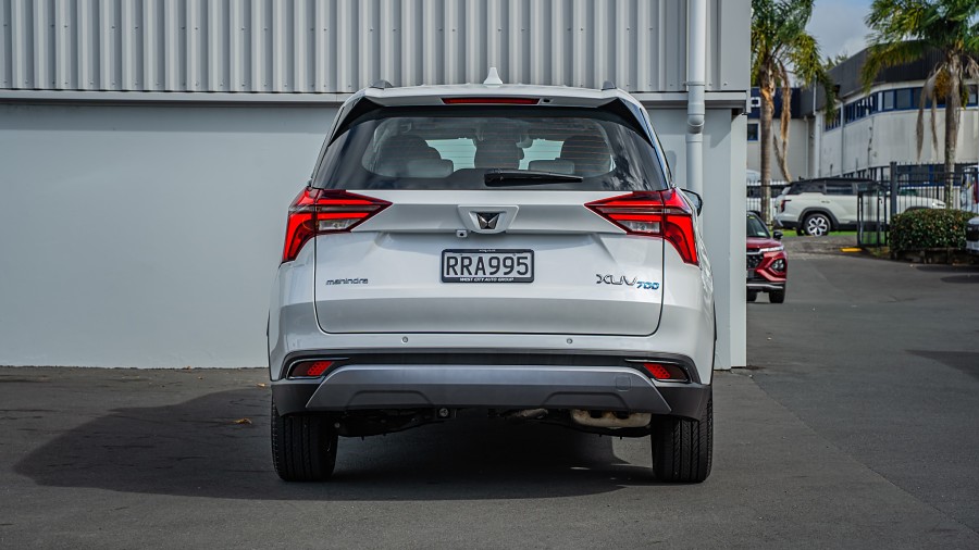 2026 Mahindra XUV700 4