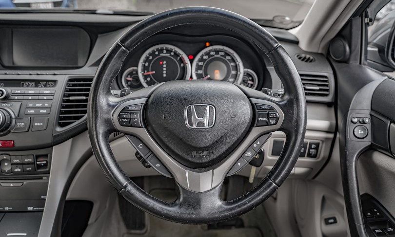2010 Honda Accord 11