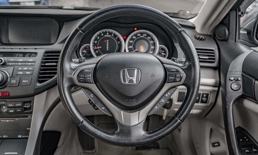2010 Honda Accord 11