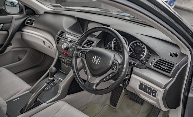 2010 Honda Accord 9