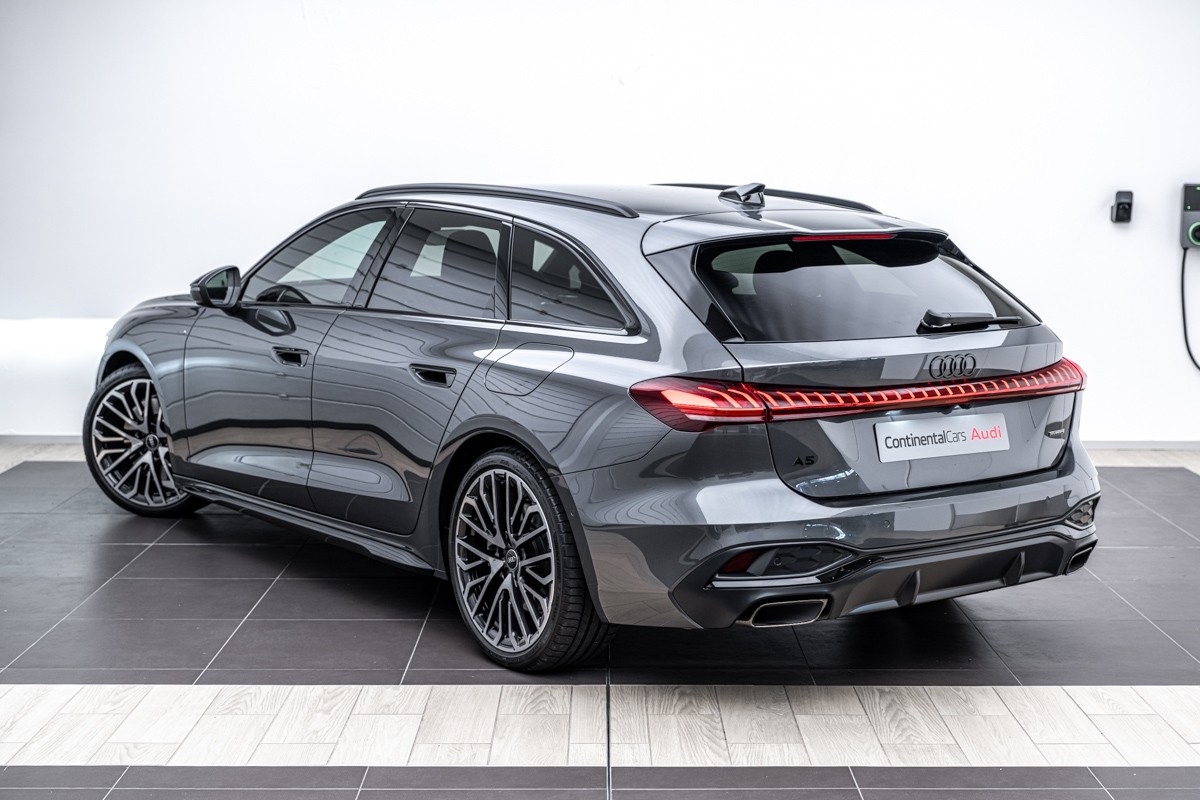 Audi A5 e-Hybrid Avant S line