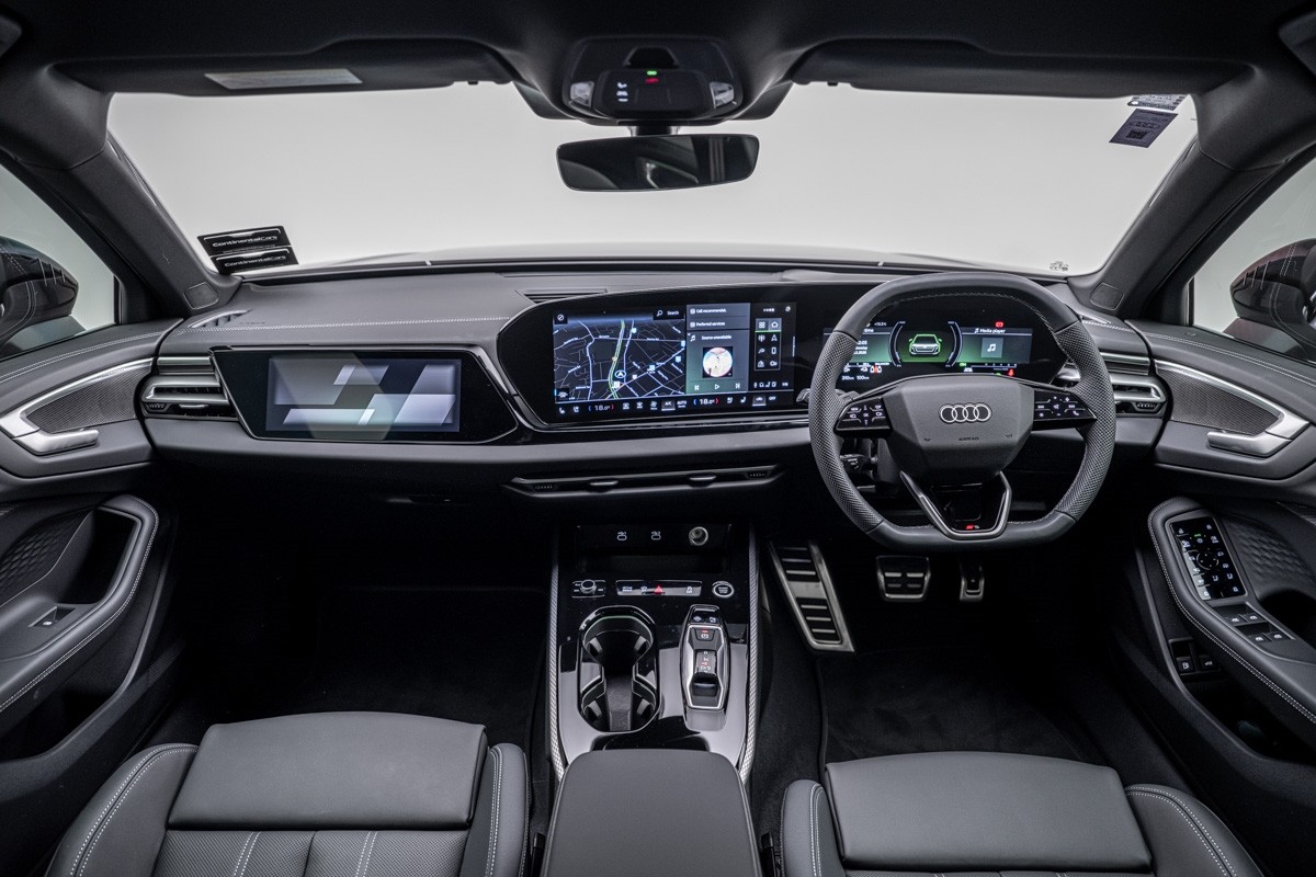 Audi A5 e-Hybrid Avant S line