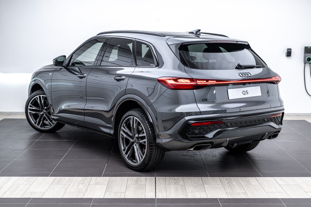 Audi Q5 SUV TFSI QUATTRO S TRONIC 150 KW