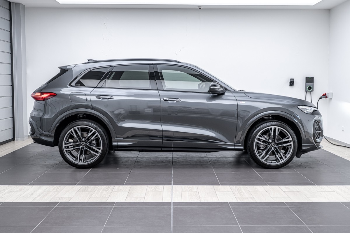 Audi Q5 SUV TFSI QUATTRO S TRONIC 150 KW