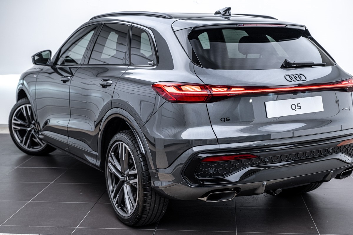 Audi Q5 SUV TFSI QUATTRO S TRONIC 150 KW