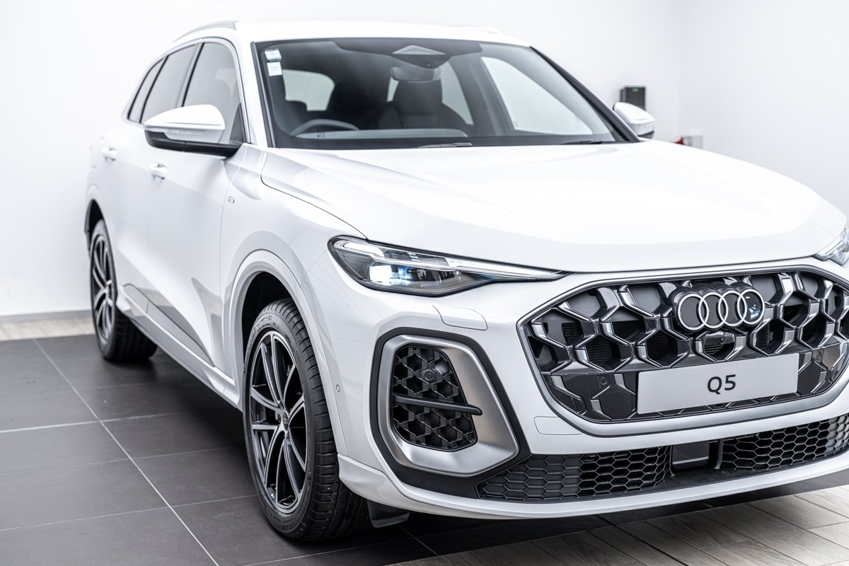 Audi Q5 SUV TFSI QUATTRO S TRONIC 150 KW