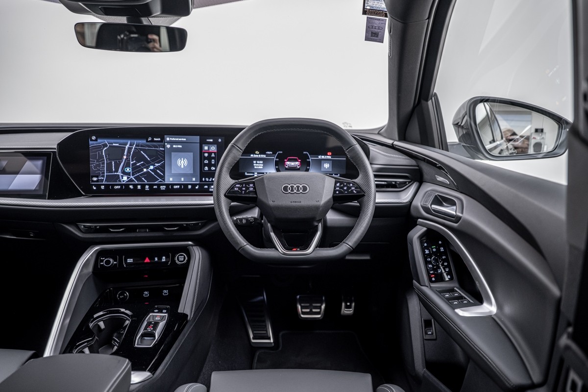 Audi Q5 SUV TFSI QUATTRO S TRONIC 150 KW