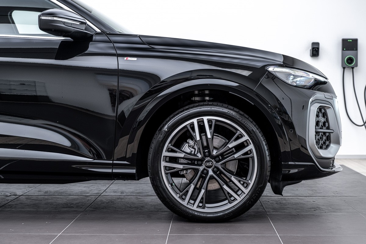 Audi Q5 SUV TFSI QUATTRO S TRONIC 150 KW