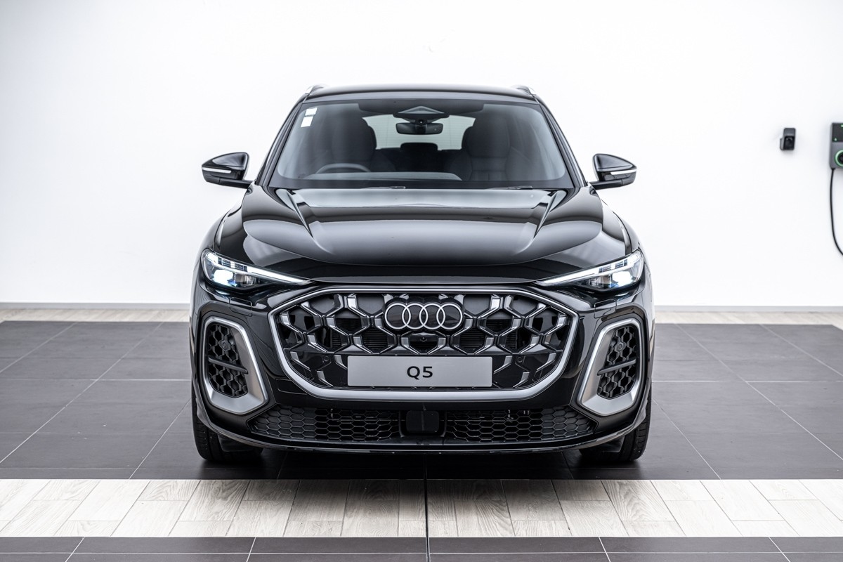 Audi Q5 SUV TFSI QUATTRO S TRONIC 150 KW