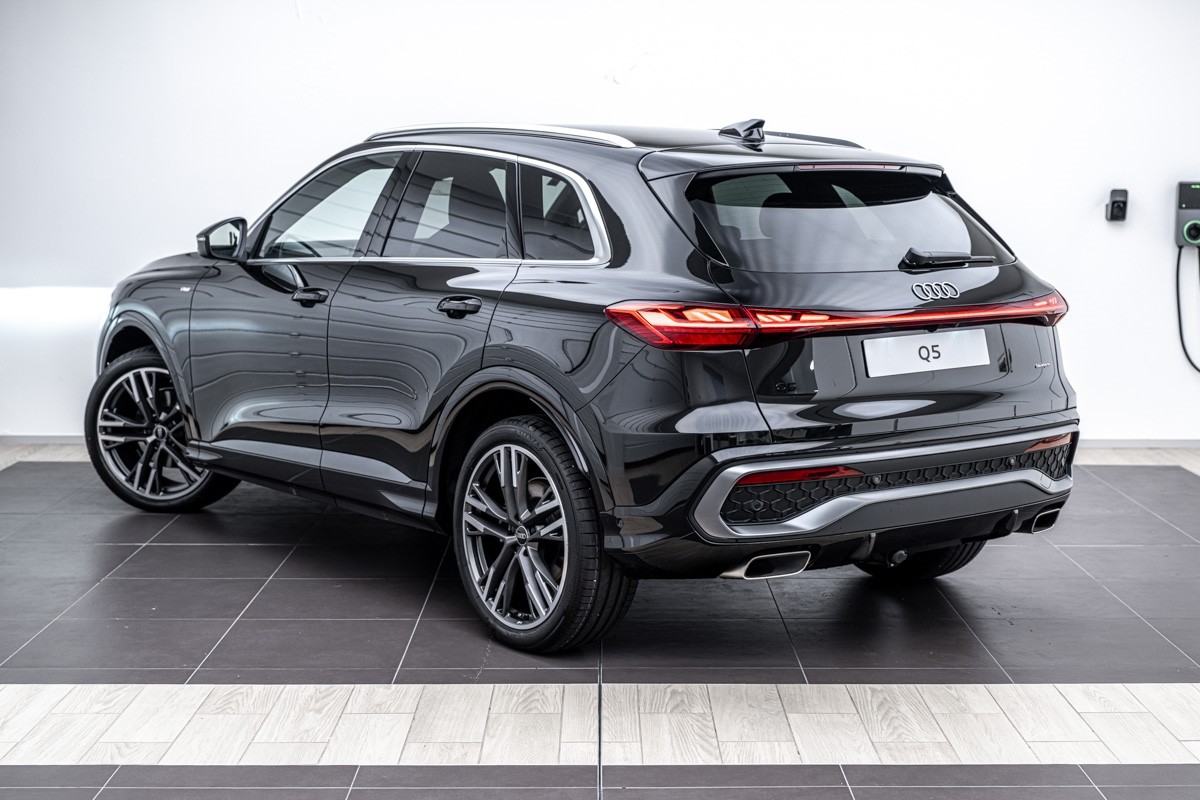 Audi Q5 SUV TFSI QUATTRO S TRONIC 150 KW