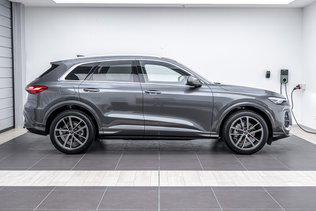 Audi Q5 SUV TFSI QUATTRO S TRONIC 150 KW