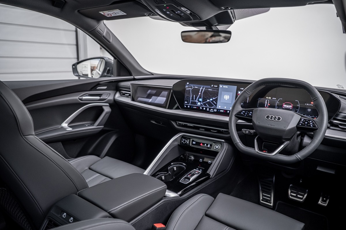 Audi Q5 SUV TFSI QUATTRO S TRONIC 150 KW