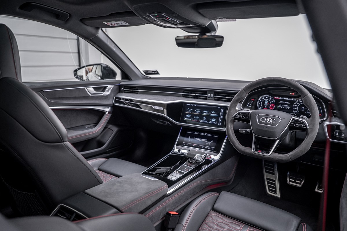 Audi RS6 AVANT PERFORMANCE TFSI