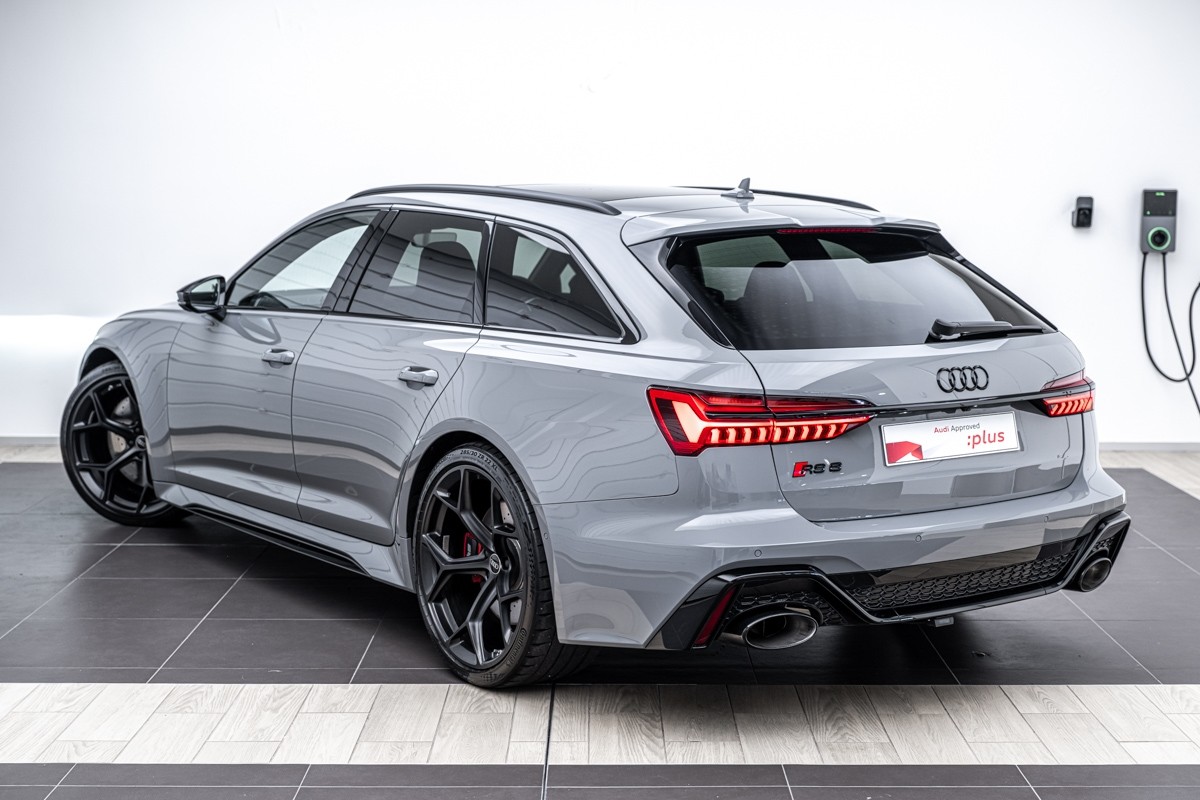 Audi RS6 AVANT PERFORMANCE TFSI