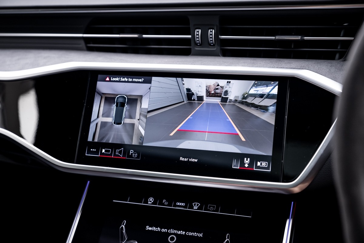 Audi RS6 AVANT PERFORMANCE TFSI