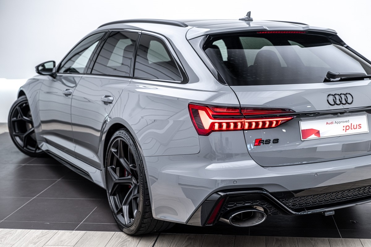 Audi RS6 AVANT PERFORMANCE TFSI