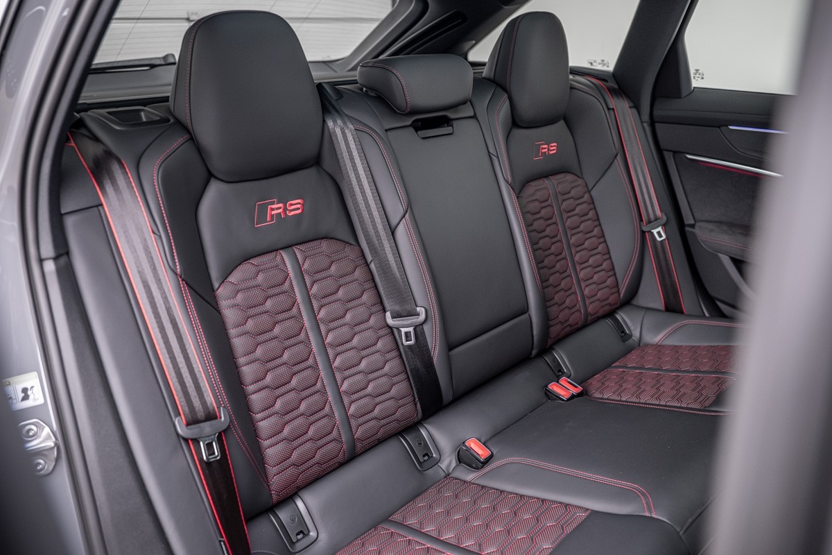 Audi RS6 AVANT PERFORMANCE TFSI