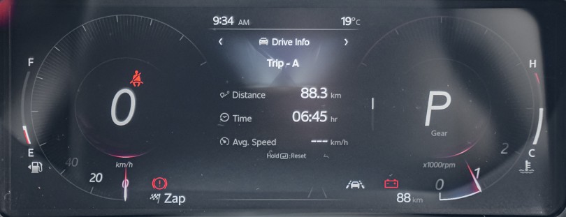 2026 Mahindra XUV3XO 12