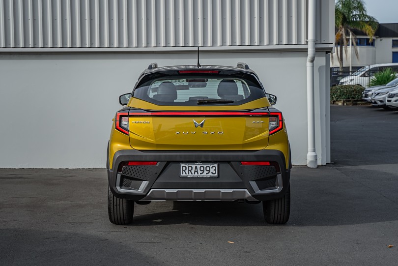 2026 Mahindra XUV3XO 4