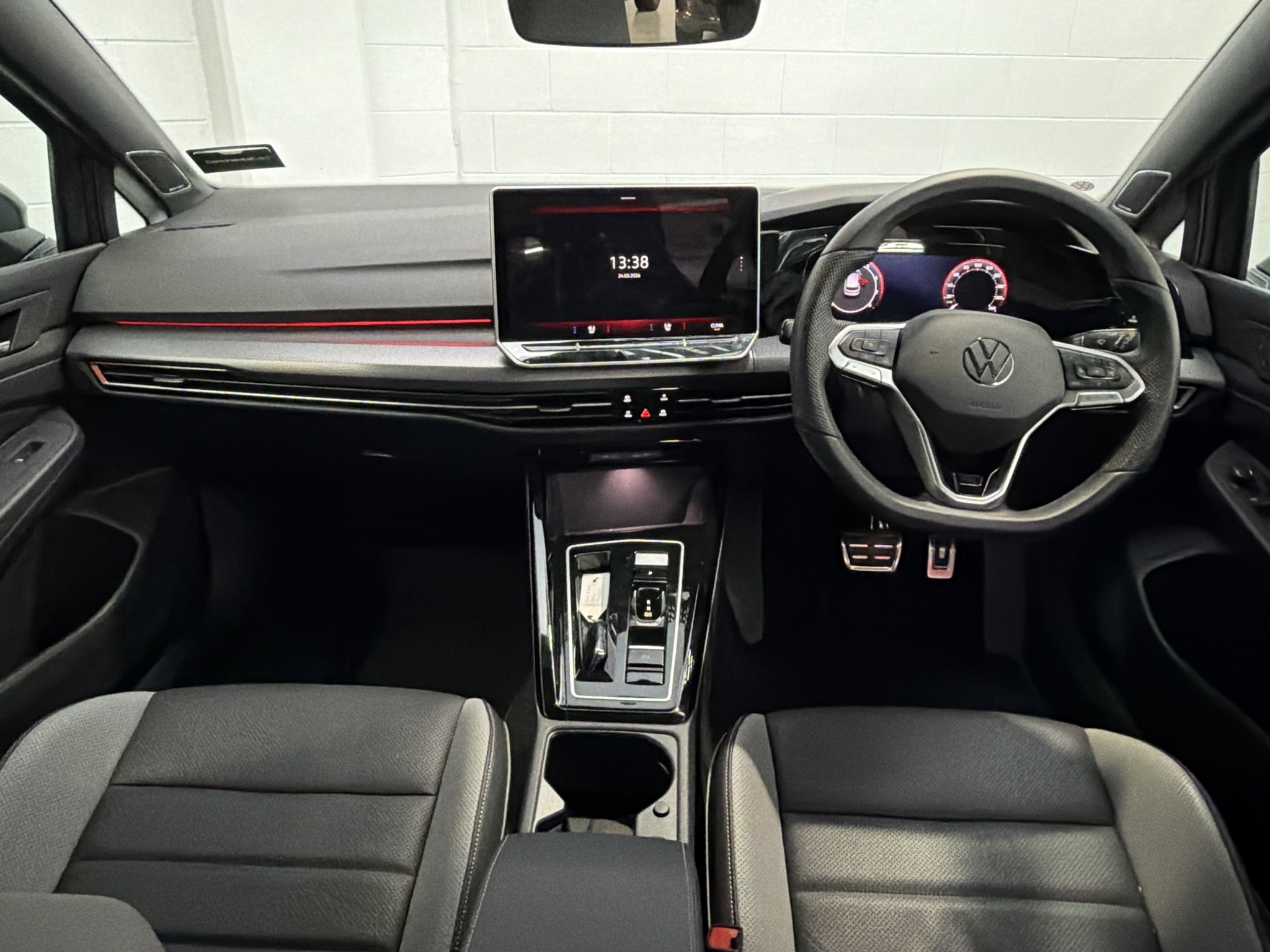 Volkswagen Golf 8.5 R-LINE