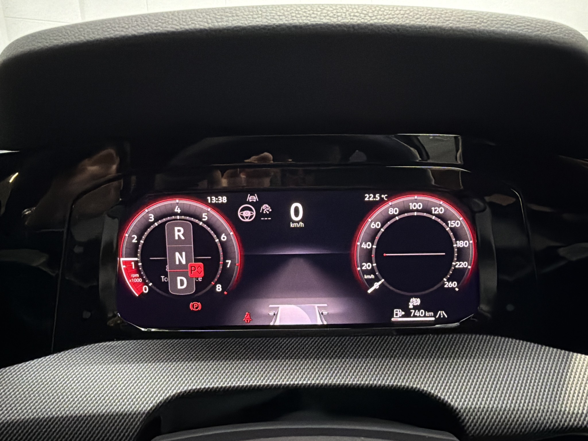 Volkswagen Golf 8.5 R-LINE