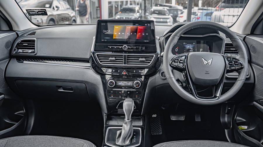2026 Mahindra XUV3XO 10