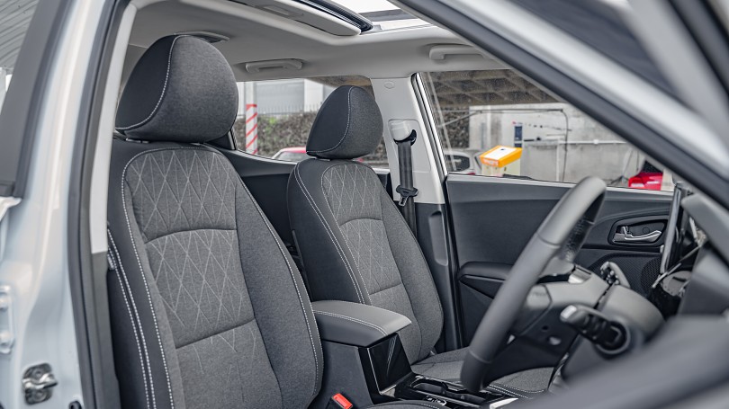 2026 Mahindra XUV3XO 8