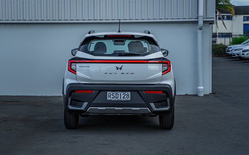 2026 Mahindra XUV3XO 4
