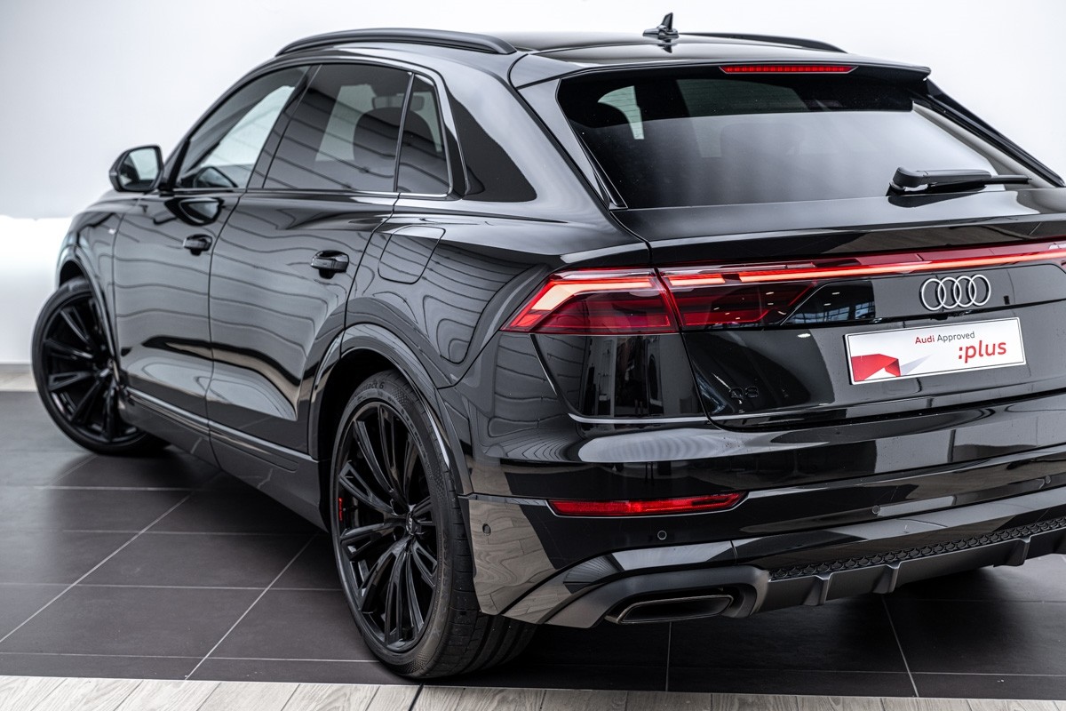 Audi Q8 60 TFSI E