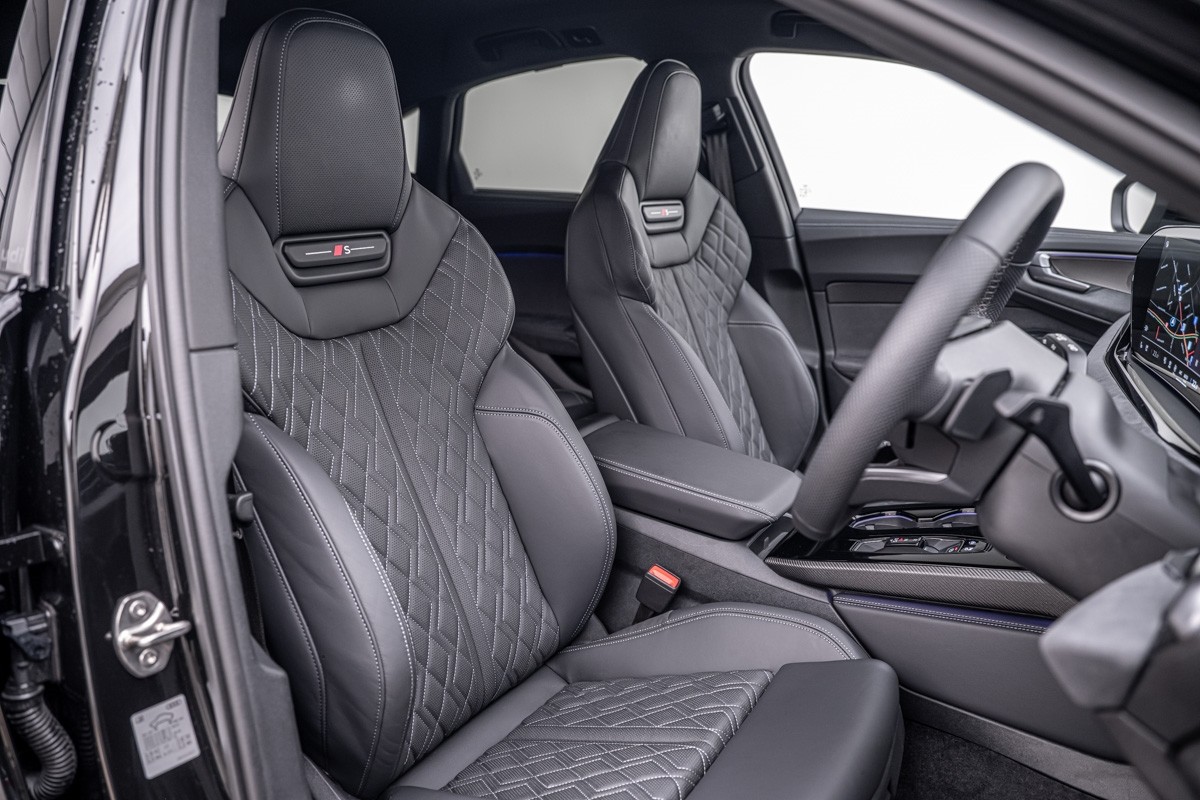 Audi S5 Sedan TFSI 270 KW