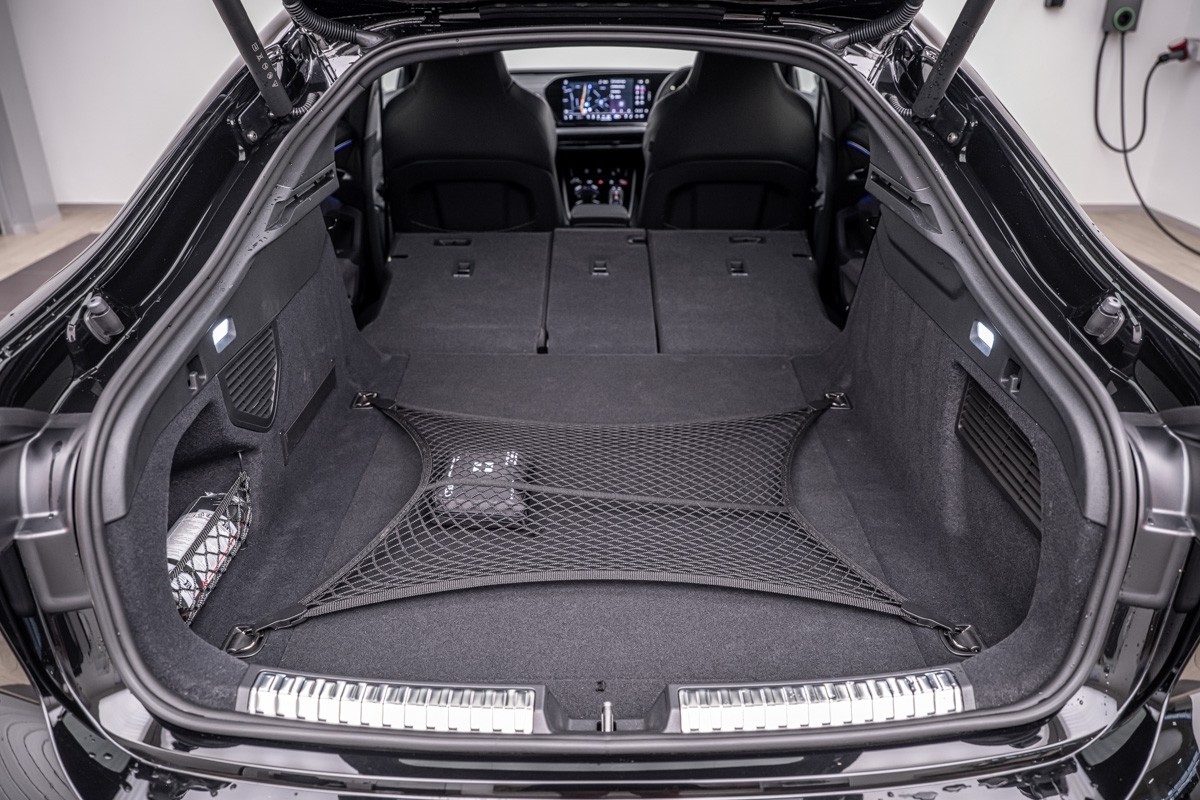 Audi S5 Sedan TFSI 270 KW