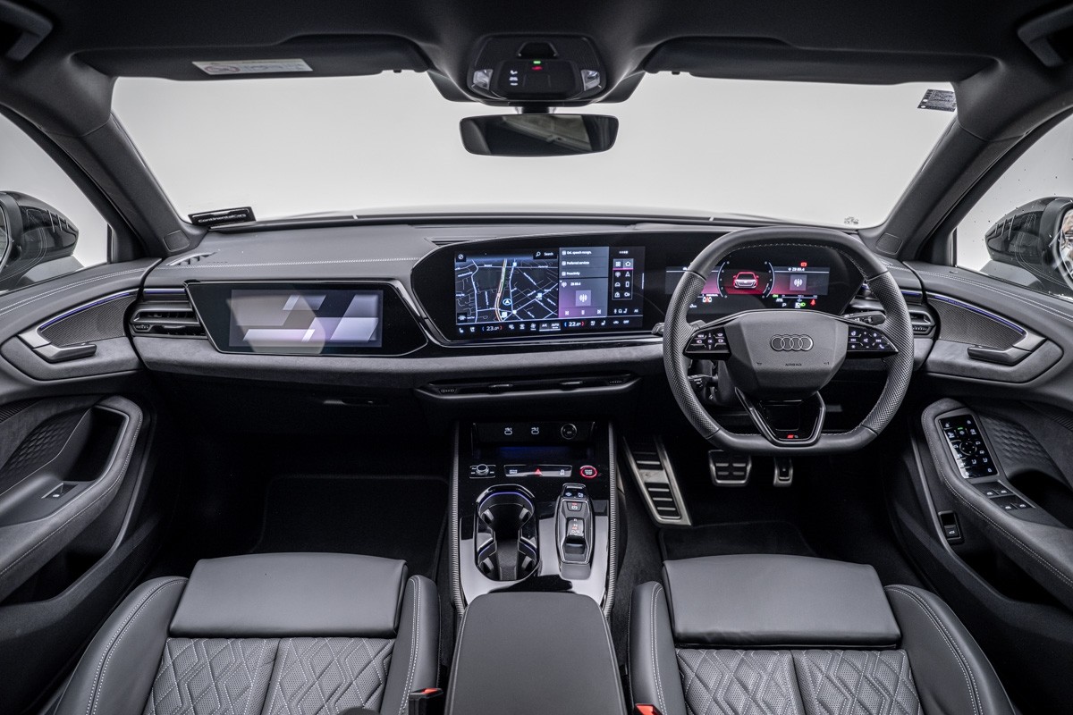 Audi S5 Sedan TFSI 270 KW