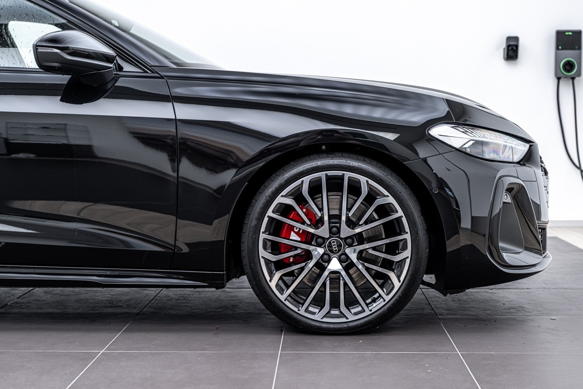 Audi S5 Sedan TFSI 270 KW