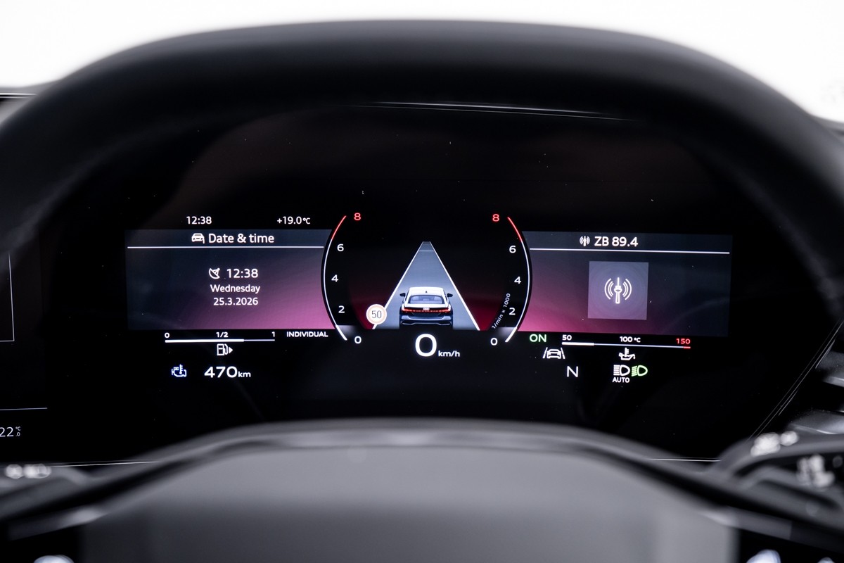 Audi S5 Sedan TFSI 270 KW