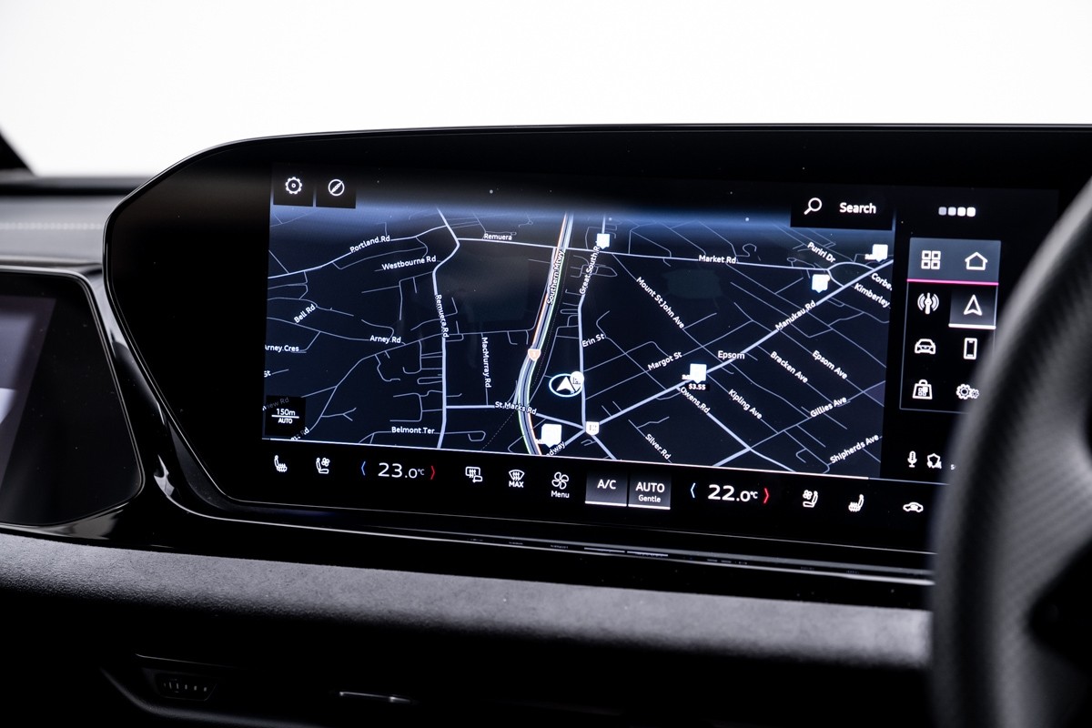 Audi S5 Sedan TFSI 270 KW