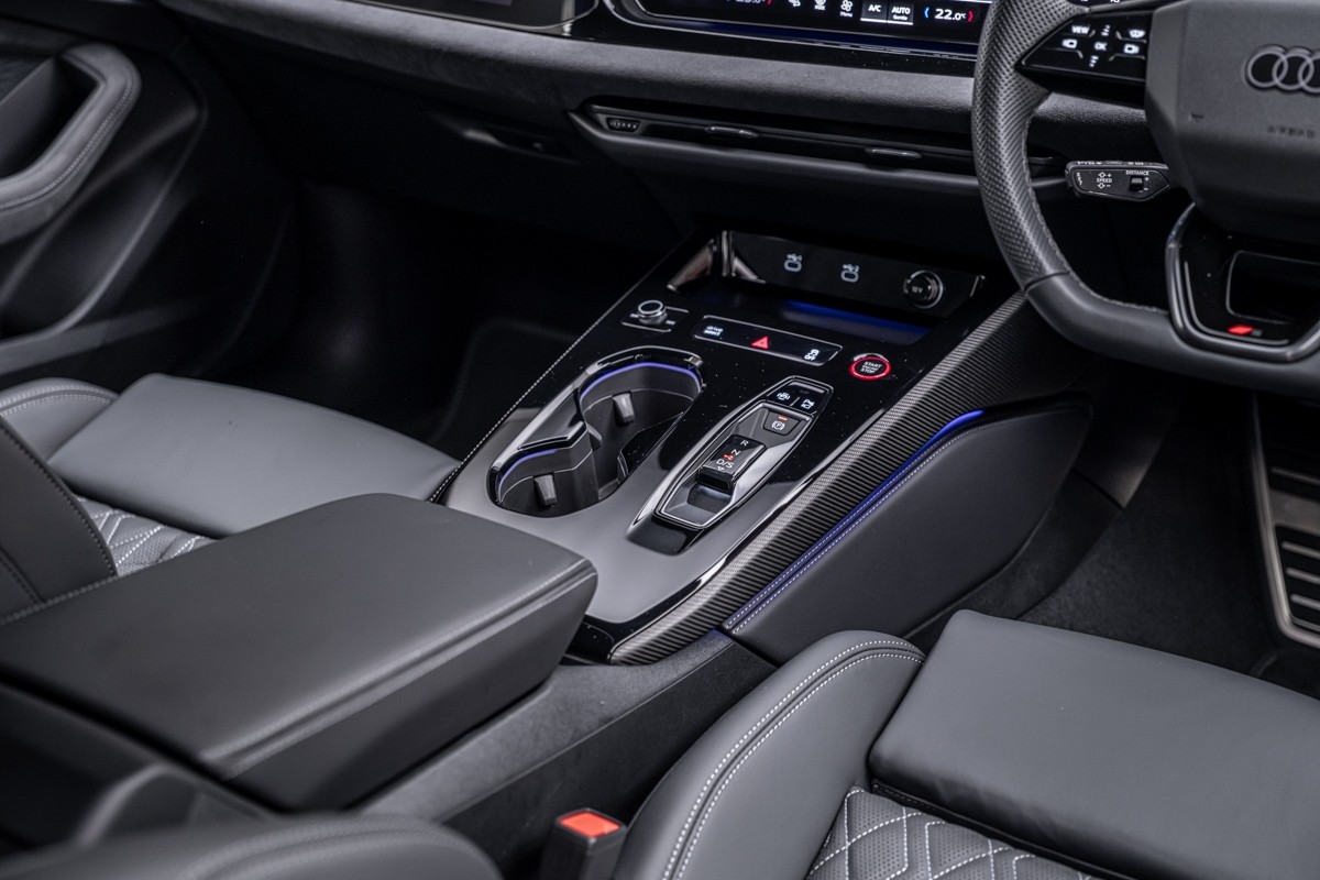 Audi S5 Sedan TFSI 270 KW