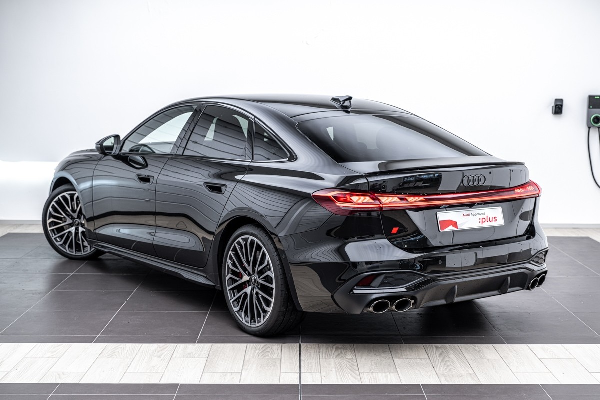 Audi S5 Sedan TFSI 270 KW